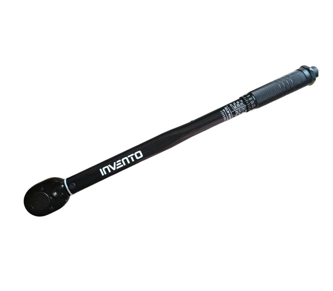 Momentvõti 1/2" plastkarbis  28-210Nm