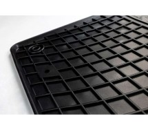 Isuzu D-MAX III 2019- резиновые коврики